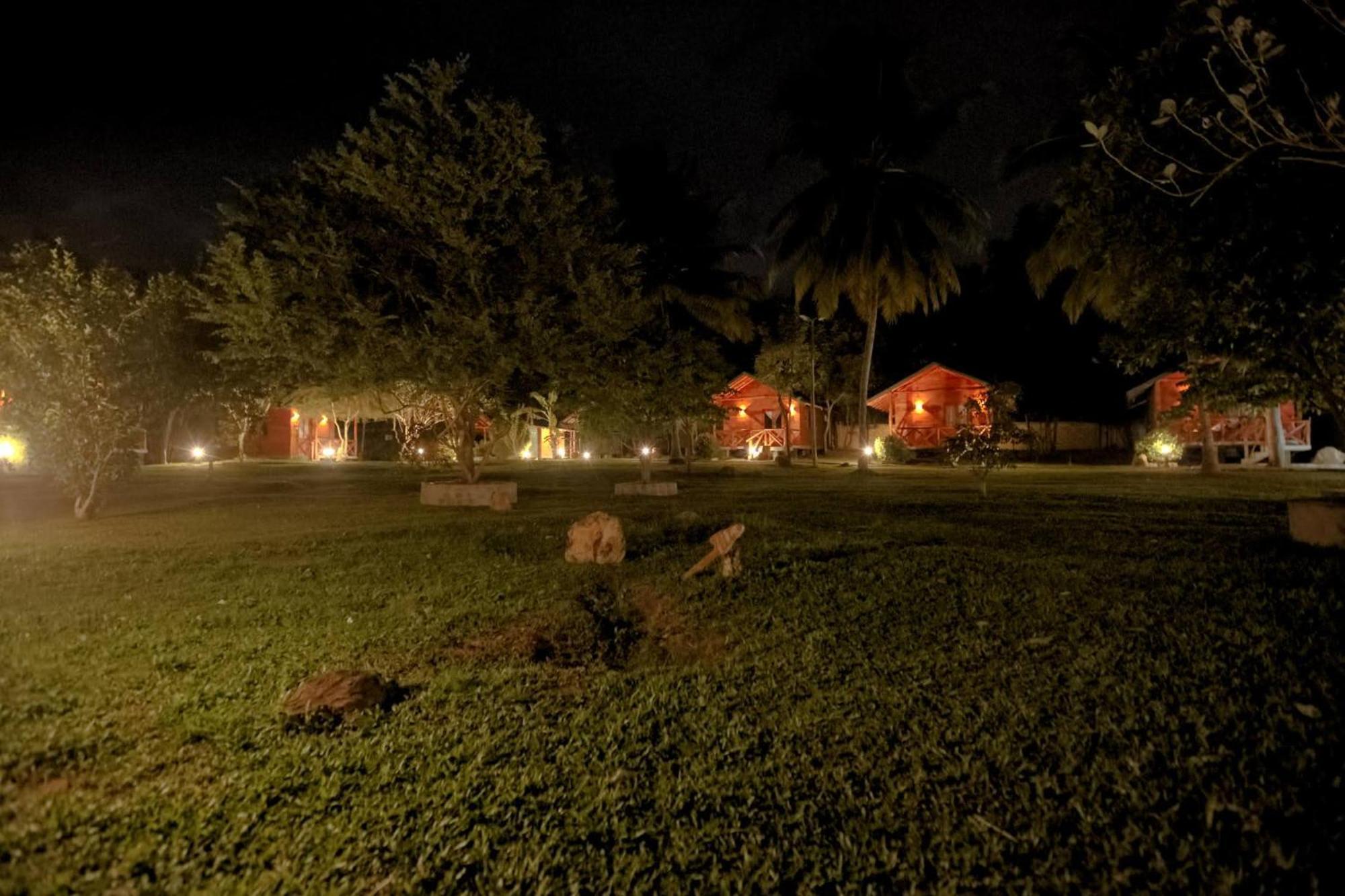 The Mastodon Valley Safari Resort Udawalawe Exterior foto