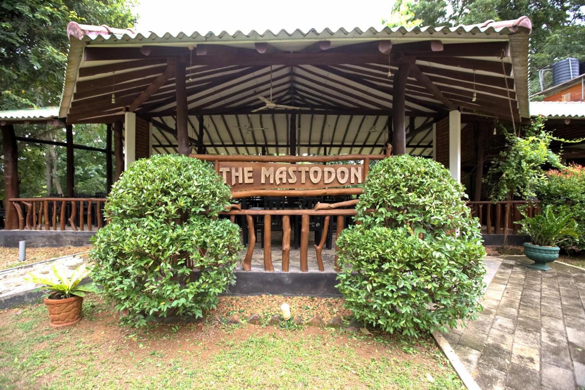 The Mastodon Valley Safari Resort Udawalawe Exterior foto